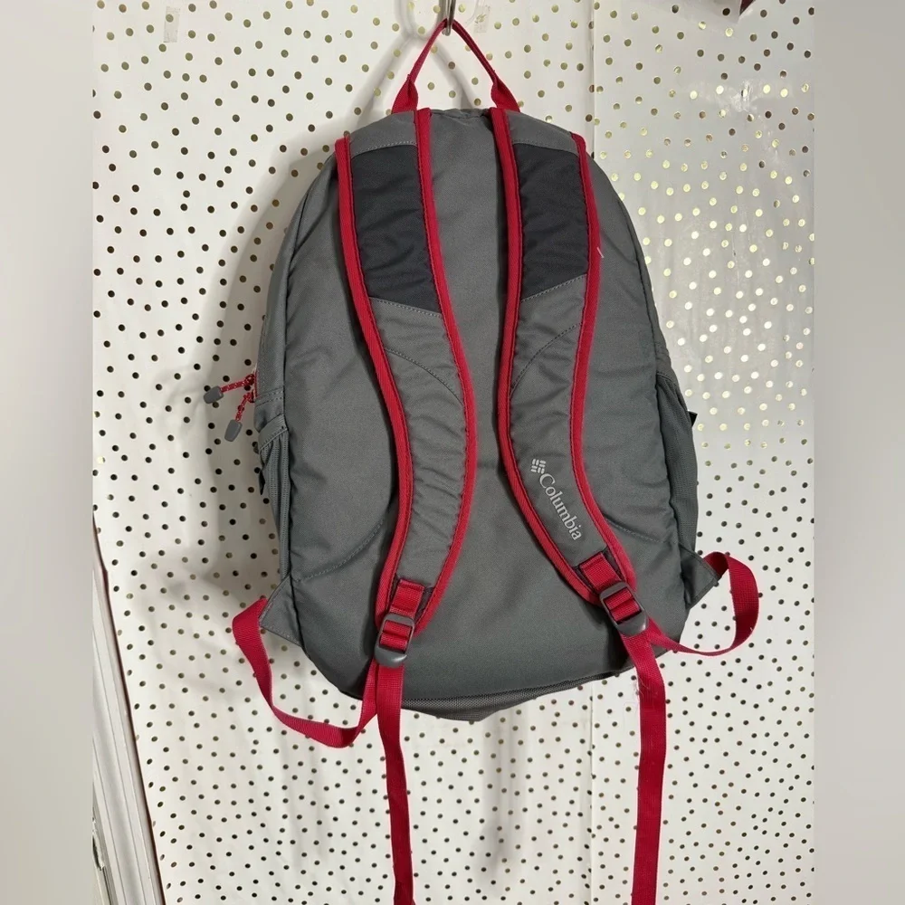 Columbia Men's Gray and Red Backpack